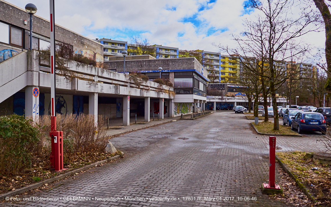 01.03.2017 - die Abrissbaustelle Quiddezentrum in Neuperlach